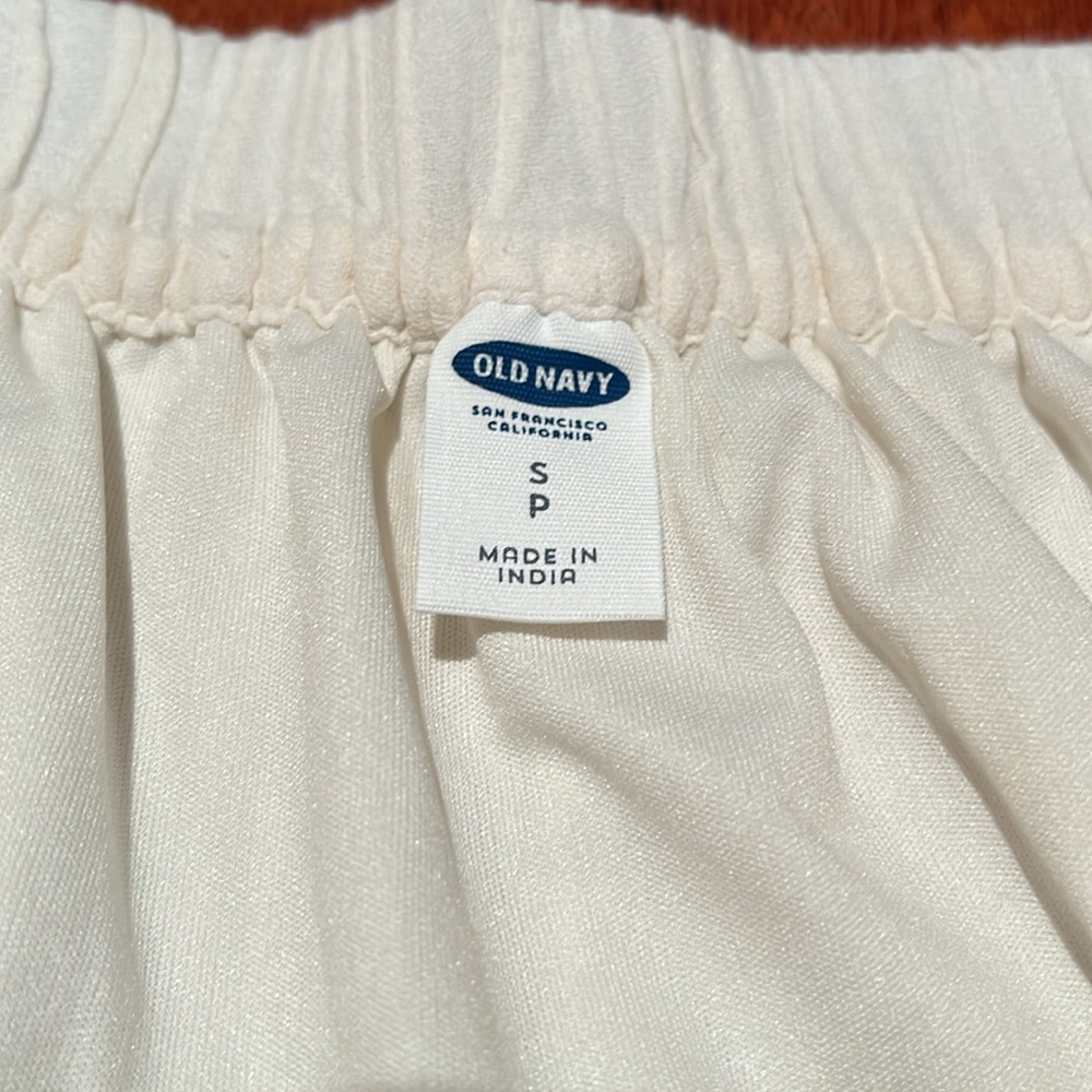 Old Navy Eyelet Short Mini Skirt Cream/Off White Size SP - Picture 7 of 8